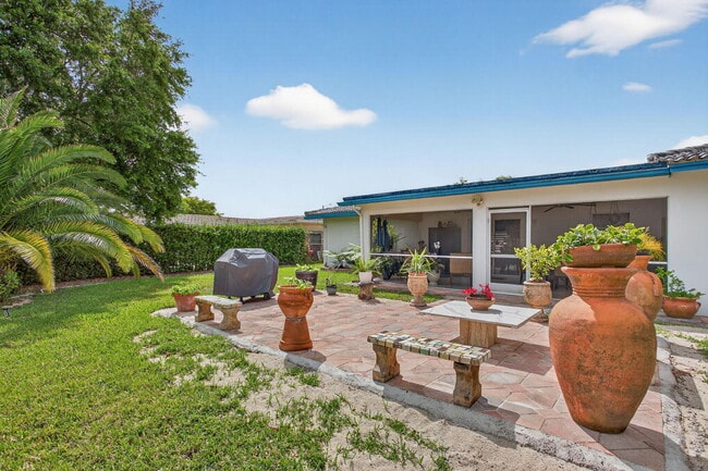 Building Photo - 6661 NW 23rd St