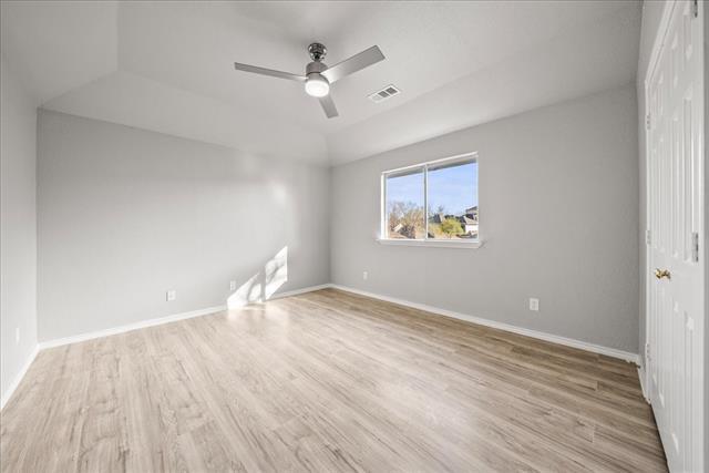 Building Photo - 344 Raintree Dr