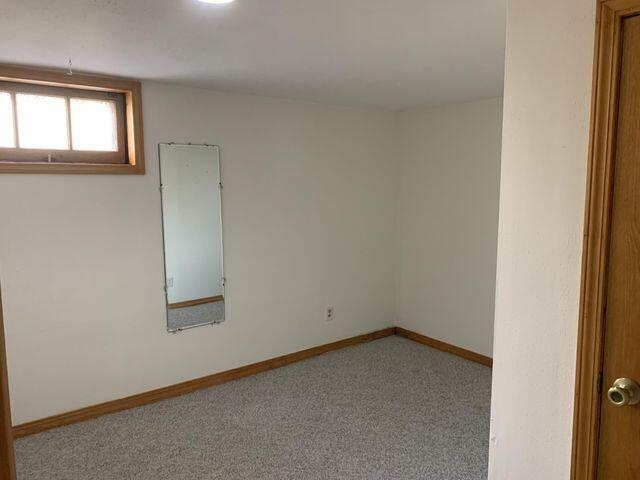Building Photo - 1424 E Olive St
