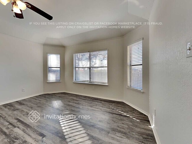 Building Photo - 6305 Fern Meadow Dr