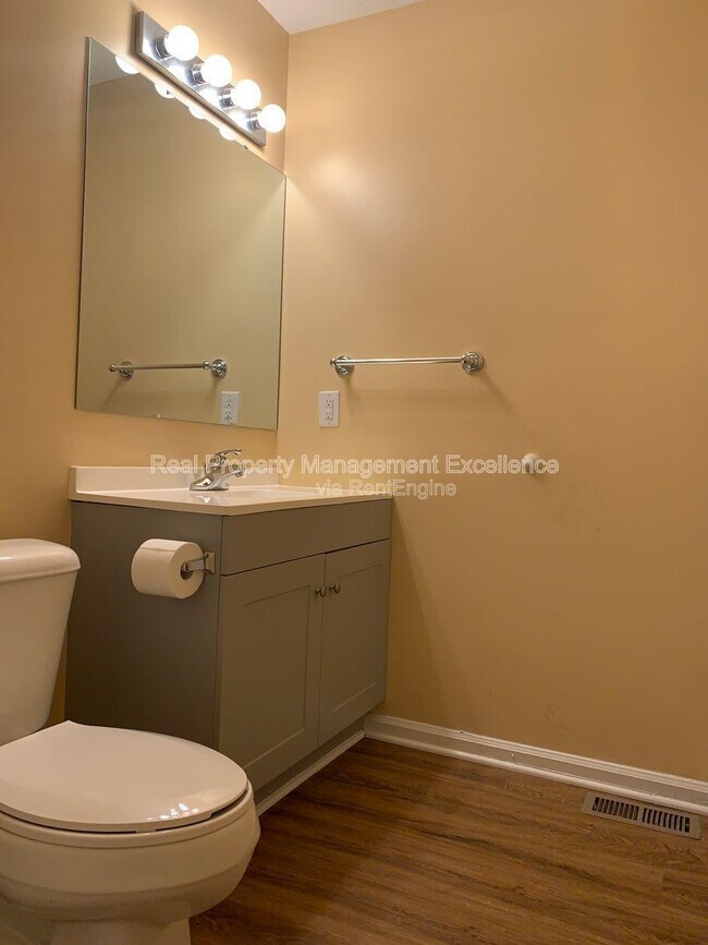 Building Photo - 4437 Whisperwood Dr