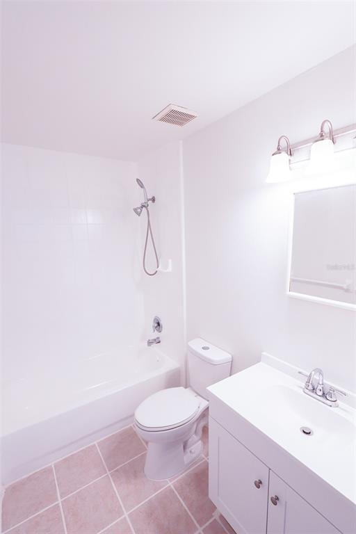 Building Photo - 918 Grape Ave