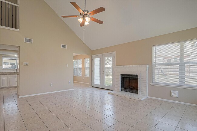 Primary Photo - 15730 Oak Mountain Dr