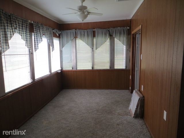 Building Photo - 3 br, 1.5 bath House - 244 Lower Myrick Rd