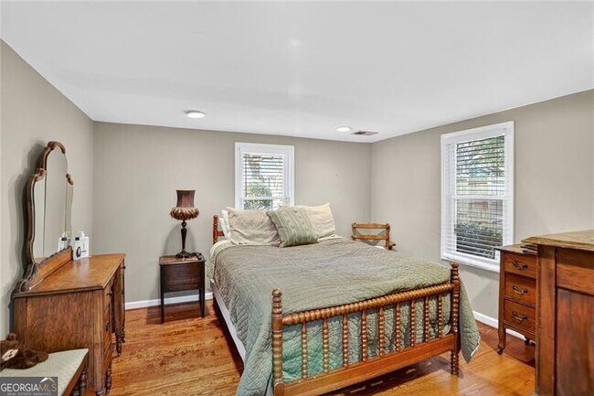 Building Photo - 3671 Bishop Dr