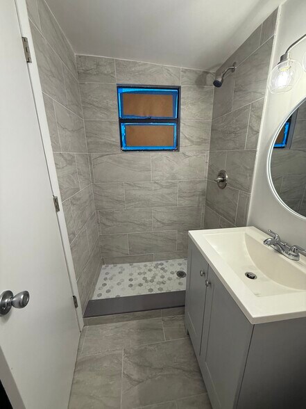 Bathroom view 1 - 1870 NW 16th Ter