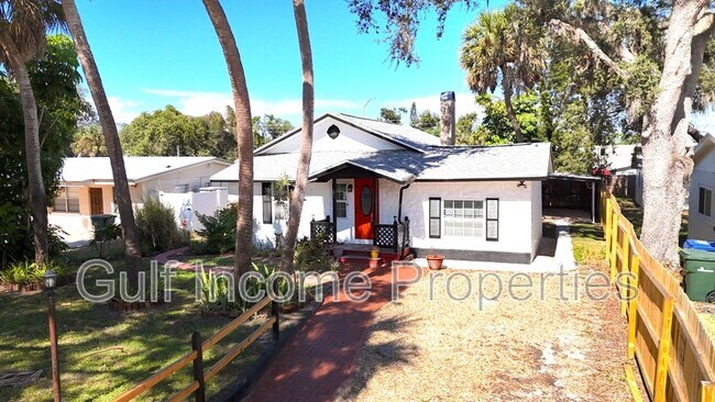 Primary Photo - 2635 Arnold St