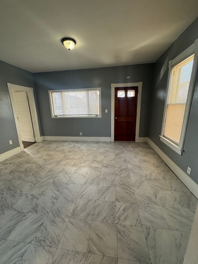 9 EDSON ST. AMSTERDAM, NY 12010 - 9 Edson St Amsterdam NY 12010 ...