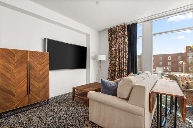 Building Photo - Fully Furnished Studio Condo at The Adelicia