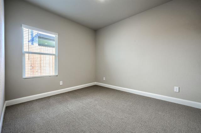 Building Photo - 411 Willet Dr