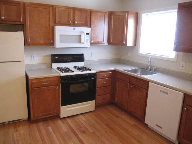 Building Photo - 313 Whipple St