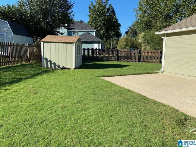 Building Photo - 2608 Bridlewood Cir