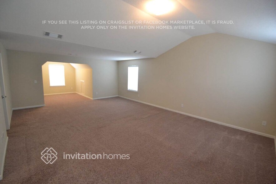 Building Photo - 1380 Travers Creek Trail