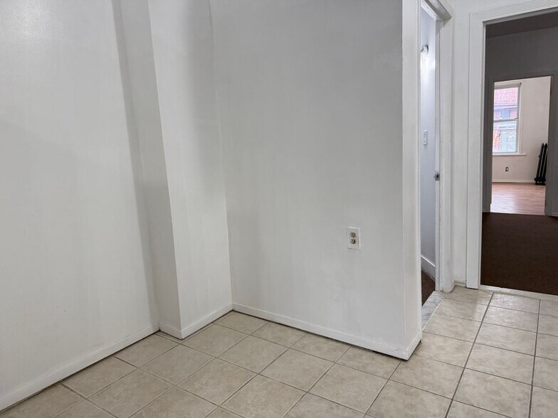 Building Photo - 124-14 101st Ave