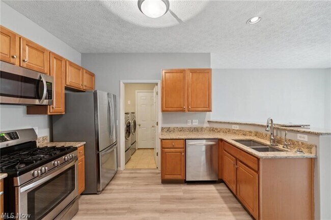 Building Photo - 2672 Wyndgate Ct