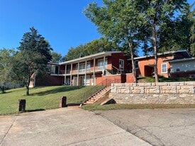 Building Photo - 407 W Stephen Foster Ave