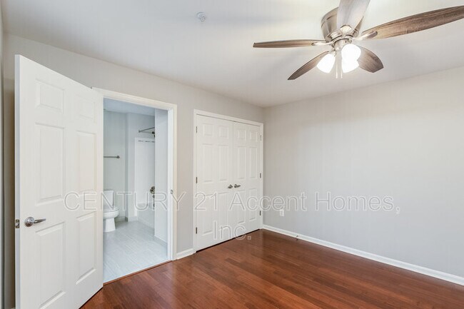 Building Photo - 20366 Birchmere Terrace