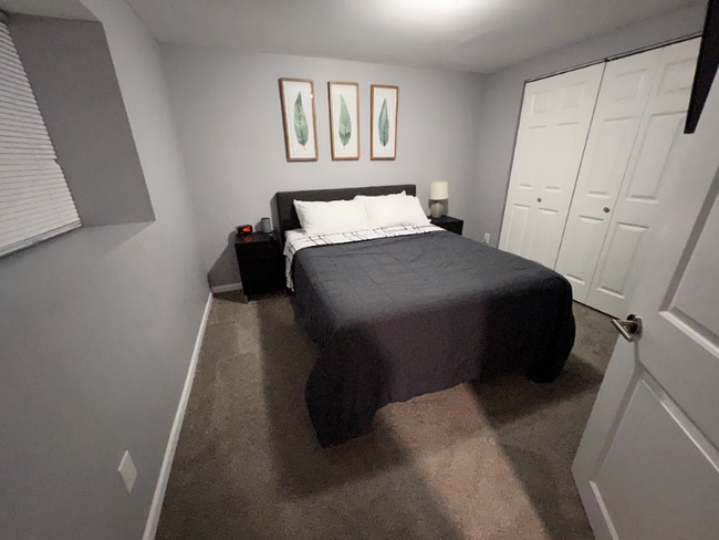 Building Photo - 1560 S Stickney St