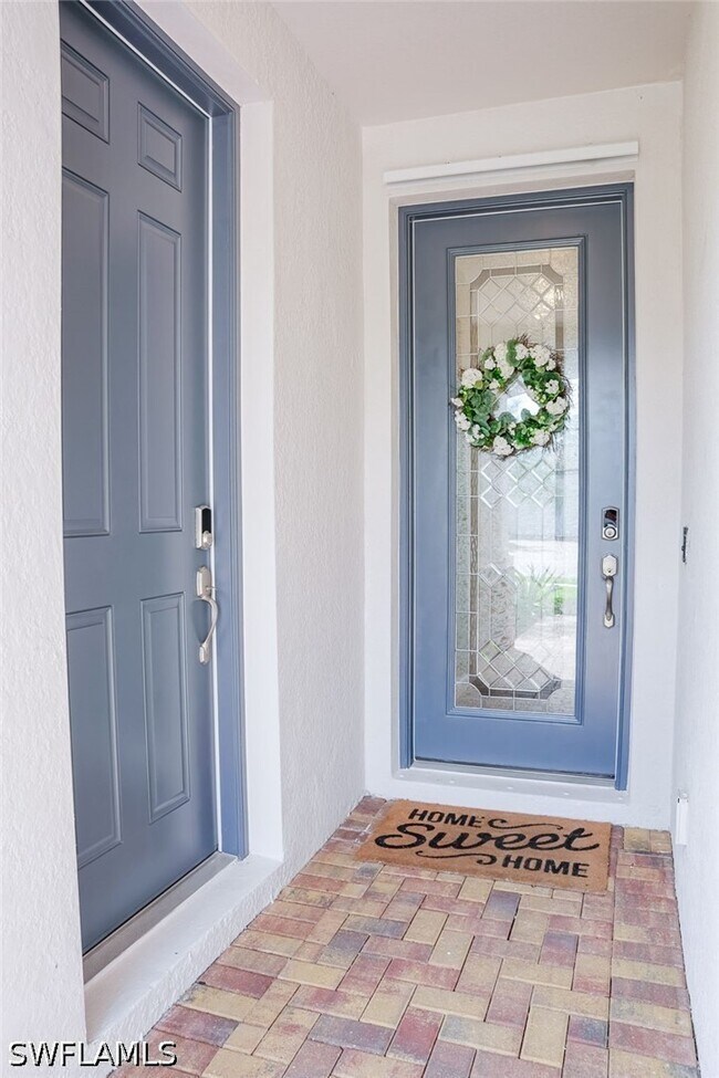 Building Photo - 1573 Vizcaya Ln