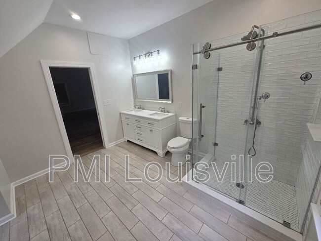 Building Photo - 4224 Briarwood Rd