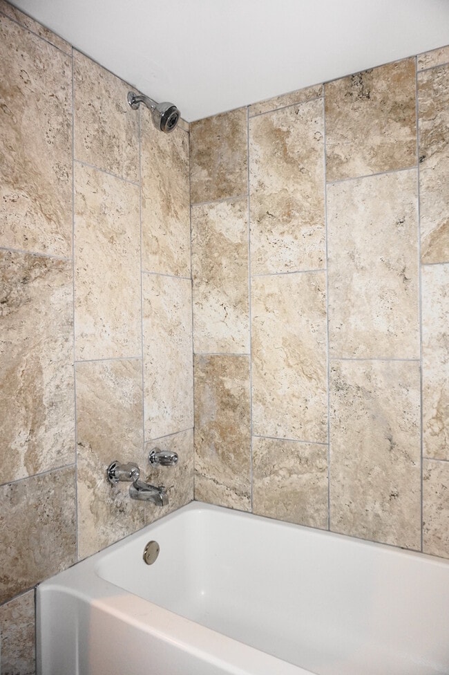 Building Photo - Completely Renovated 3 Bedroom w/ Garage i...
