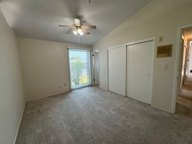 Building Photo - Charming 3-Bedroom Home for Rent in Serra ...