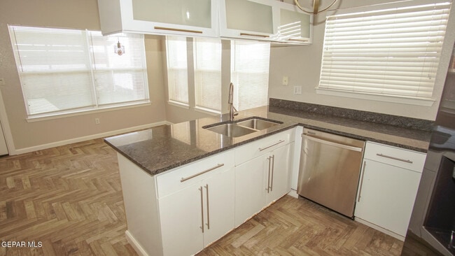 Building Photo - 2008 Rogelio Ave