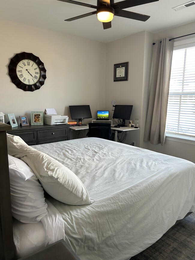 Building Photo - 1390 Cobbler Ct