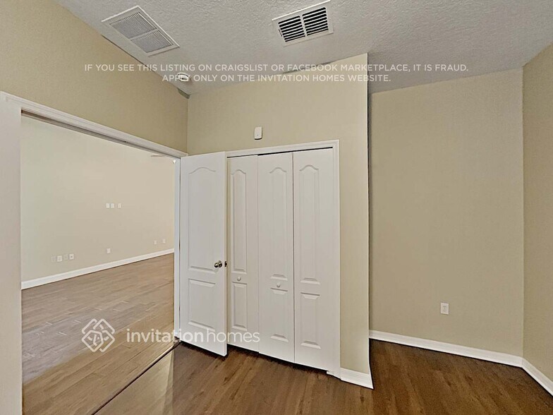 Building Photo - 1414 Jorhagen Dr