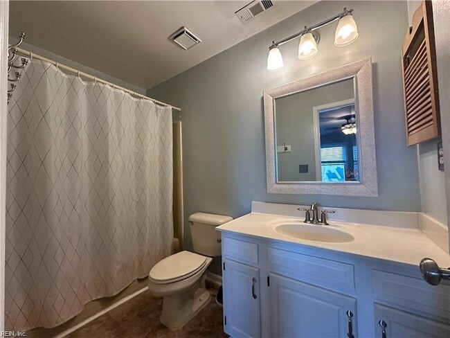 Building Photo - 1522 Brenland Cir