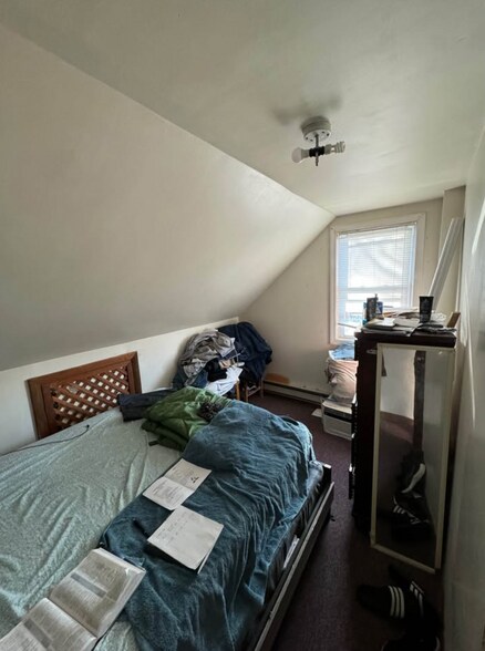 Building Photo - 139 Lowell St