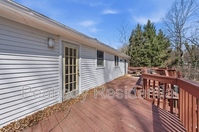 Building Photo - 3343 Slade Run Dr