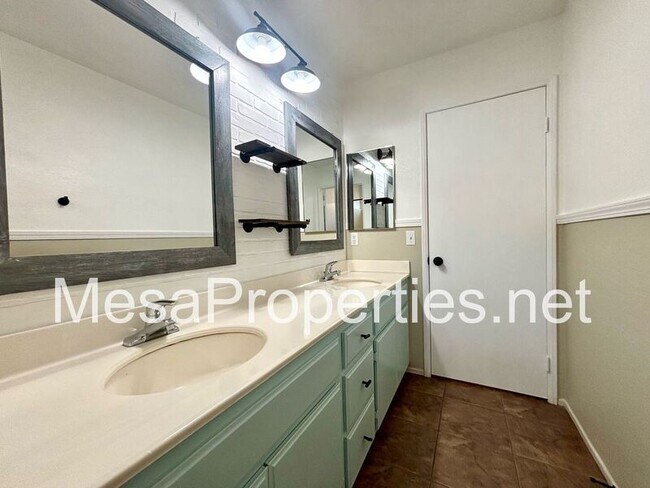Building Photo - 13142 Kootenay Way
