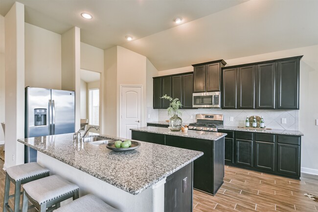 Building Photo - 12617 White Cove Dr
