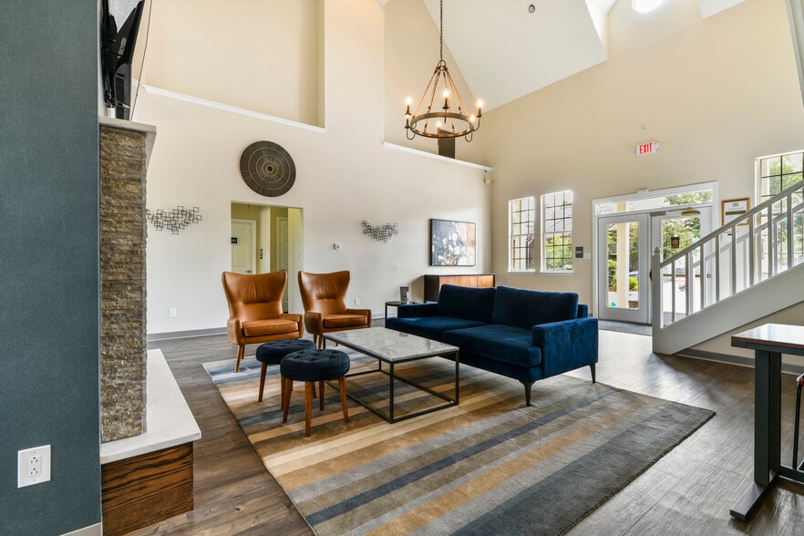 Primary Photo - Patchen Oaks