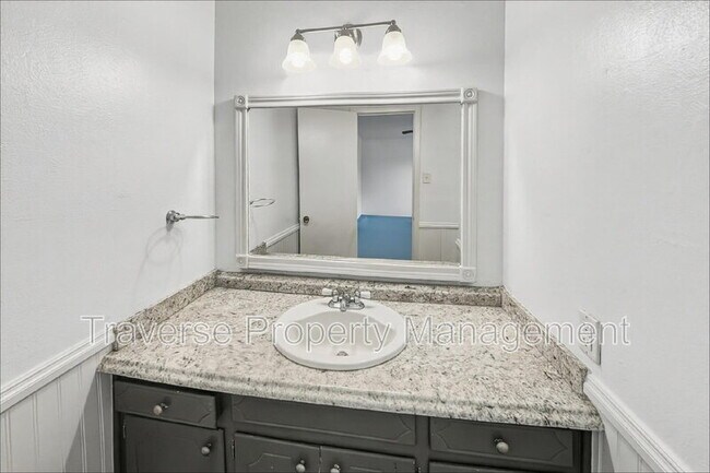 Building Photo - 3862 Wonder Ct