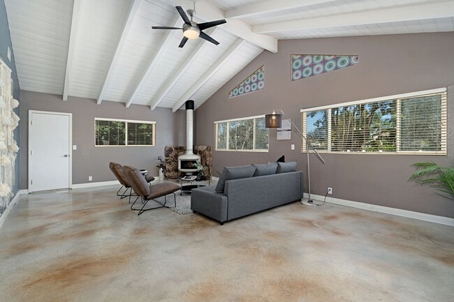 Building Photo - Beautiful 3BD 2BA House Sitting on Over 1/...