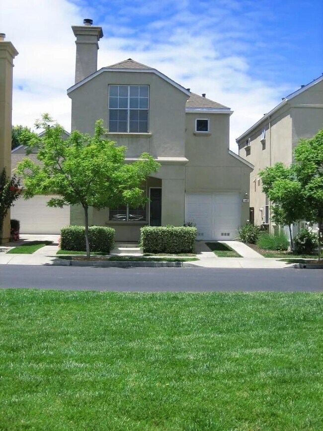 Primary Photo - 106 Concord Cir