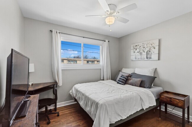 Building Photo - 5021 Church St