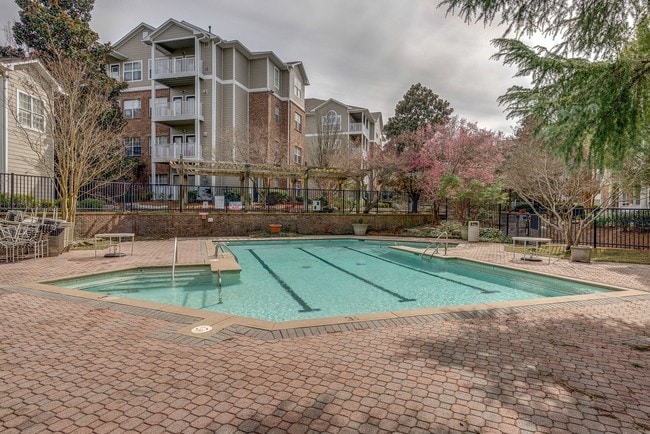 Building Photo - Condo in Hillmont of Green Hills