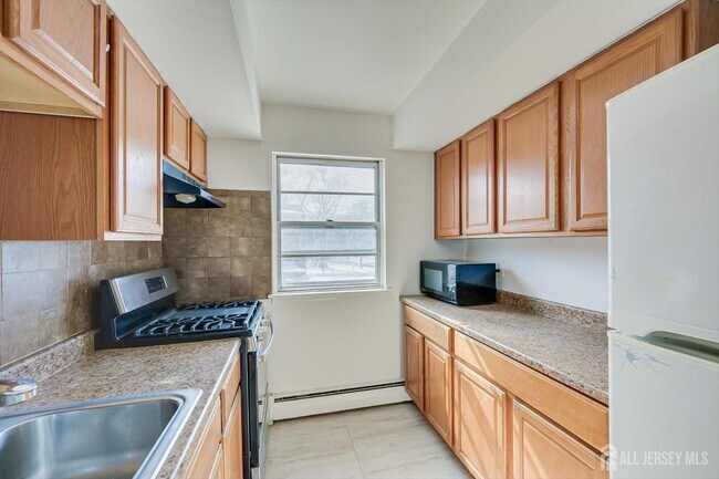 Building Photo - 55 Gill Ln