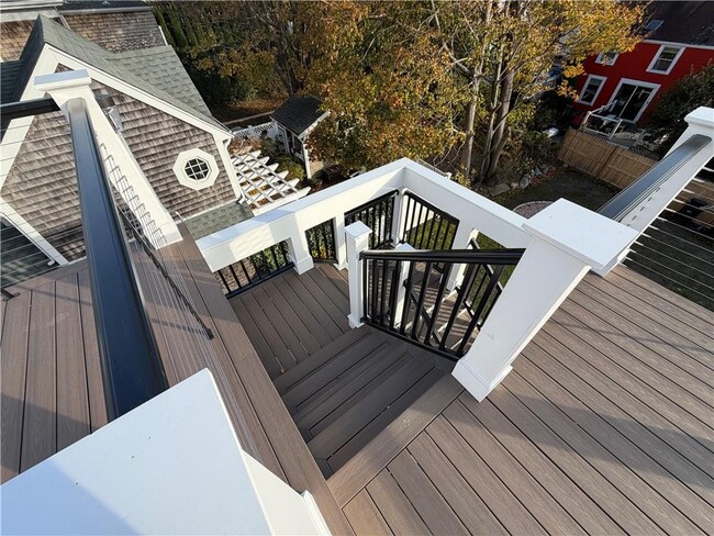 Building Photo - 7 Dearborn St