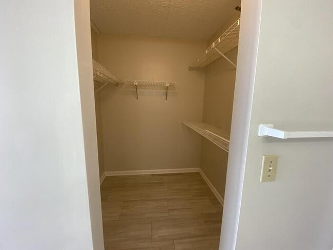 Building Photo - 275 1st St S