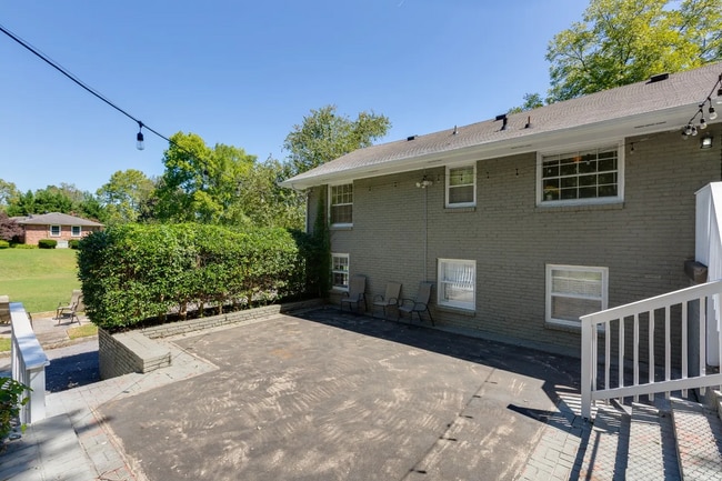 Building Photo - 4417 Saunders Ave