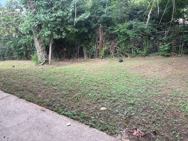 Building Photo - 428 Sierra Madre Dr