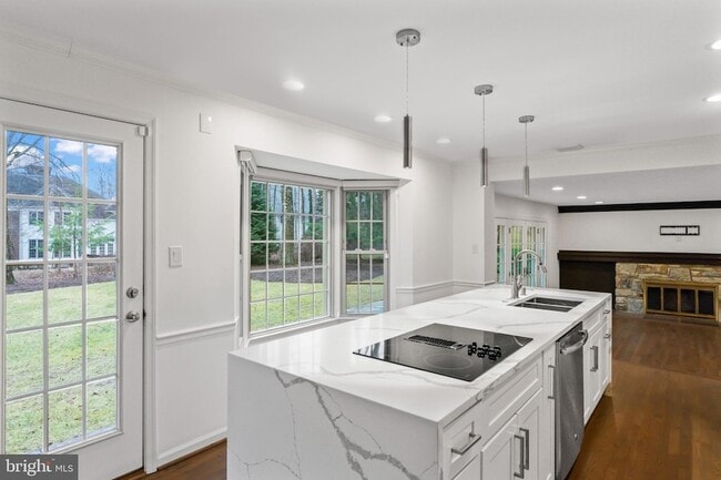 Building Photo - 9312 Sprinklewood Ln