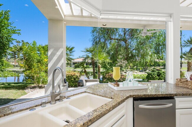 Building Photo - 75070 Muirfield Ct