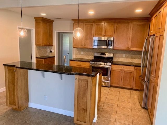 Building Photo - 2026 Petaluma Ave