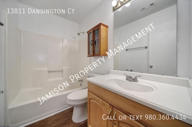 Building Photo - 13811 Dansington Ct