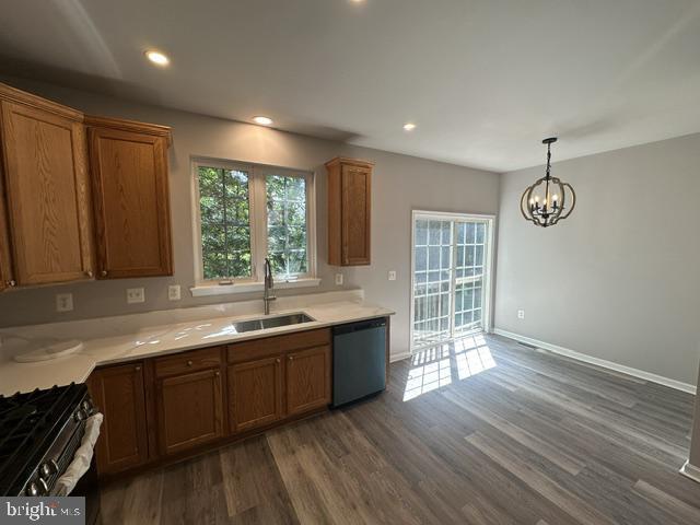Building Photo - 843 Fairview Village Ct